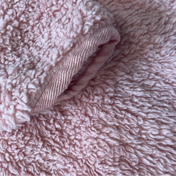 Pink Sherpa pullover - Picture 2 of 4